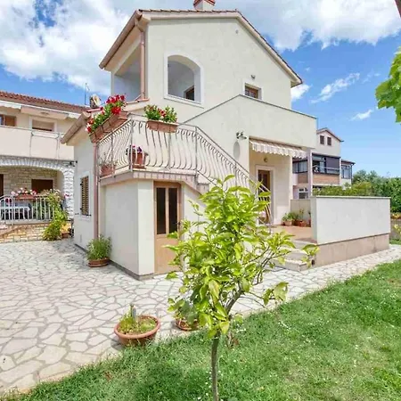 For Two With Terrace Apartment