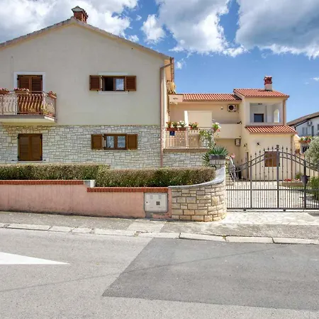 Apartment For Two With Terrace *